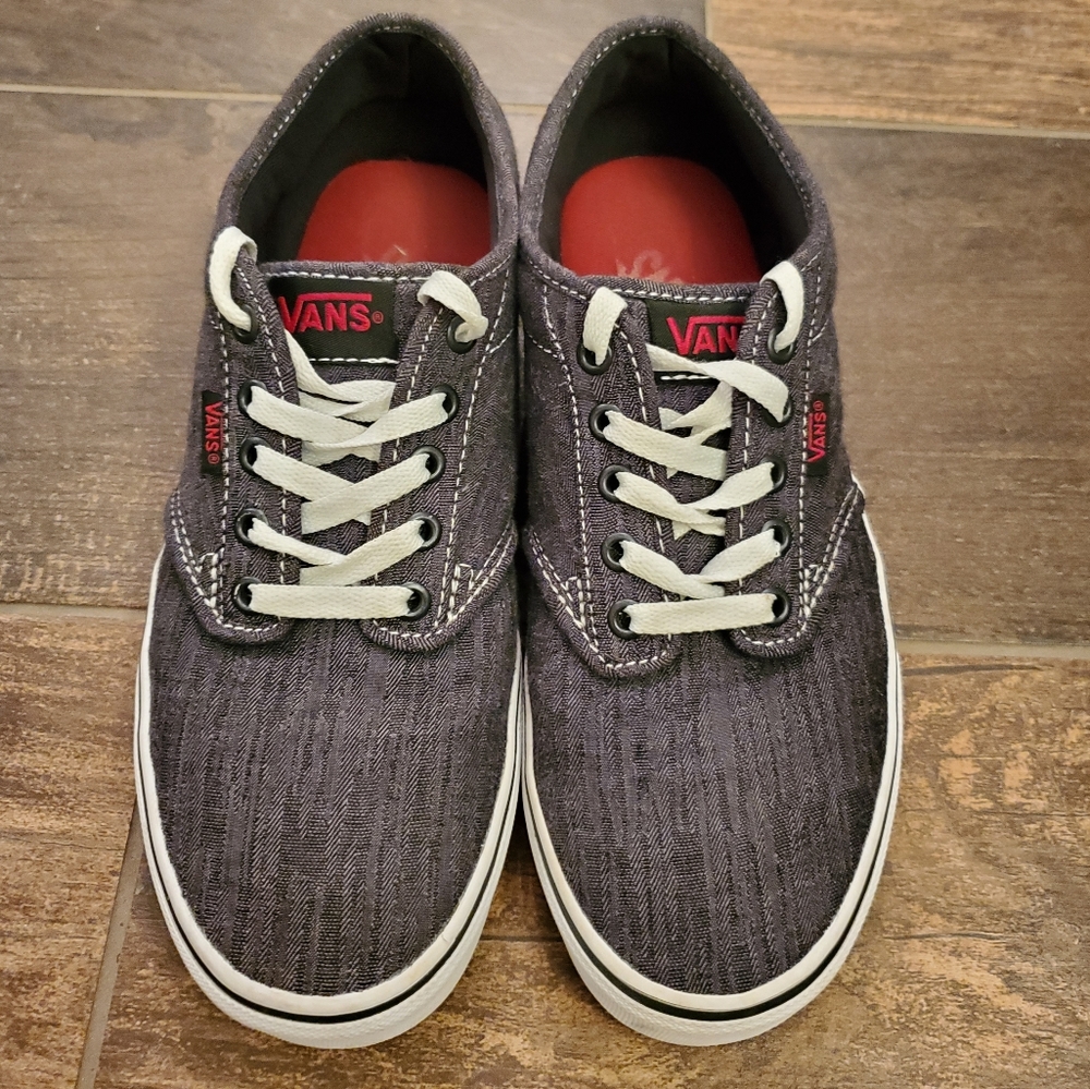 Van's